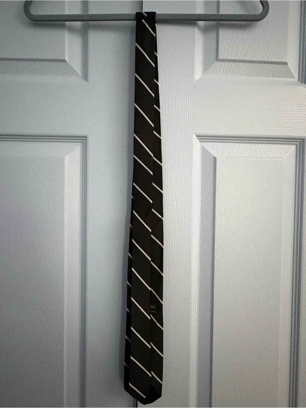 Brooks Brothers Black Tie w White Diagonal Stripes